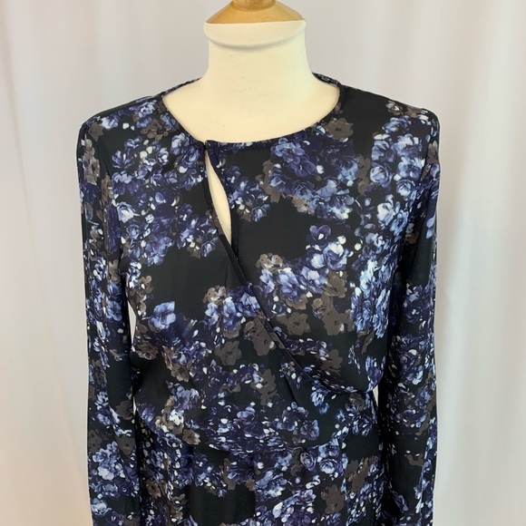 Revolve‎ Parker Navy Floral Faux Wrap Asymmetrical Dress - Picture 2 of 9